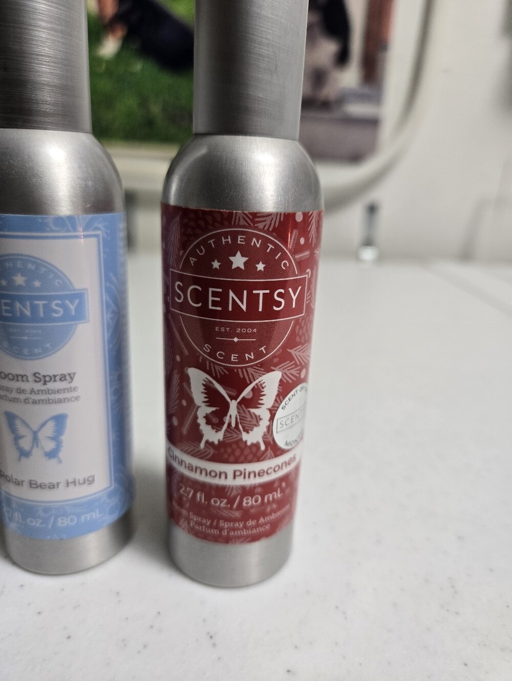 Scentsy Room Sprays - Cinnamon Pinecones, Christmas Cuddles & Polar Bear Hug - Picture 5 of 6